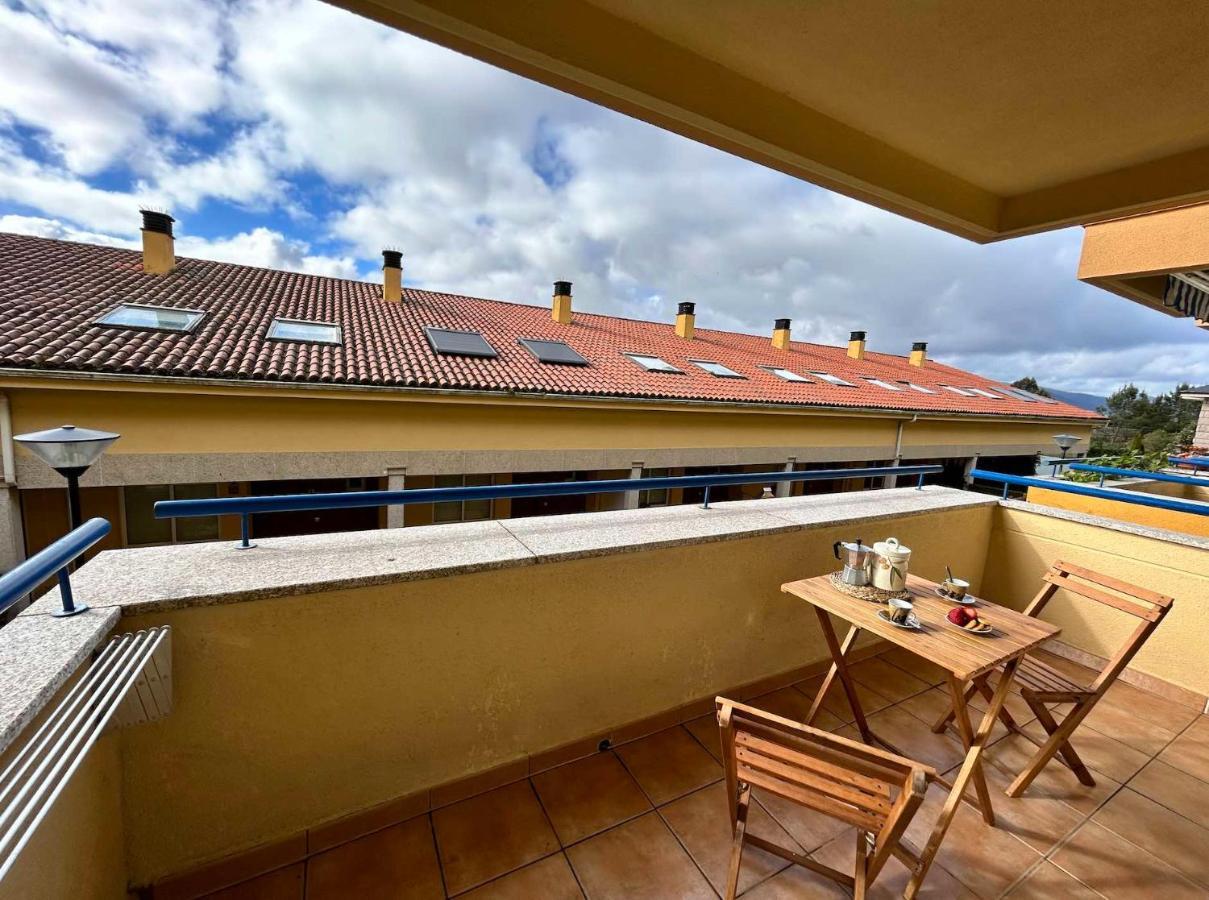 Apartamento Portosin Con Piscina Al Lado De La Playa Linteiros 外观 照片